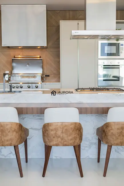 Apartamento com 3 quartos à venda, 139m2 em Centro, Balneario Camboriu - SC - imagem 9 Foto 9 de Apartamento com 3 quartos à venda, 139m2 em Centro, Balneario Camboriu - SC