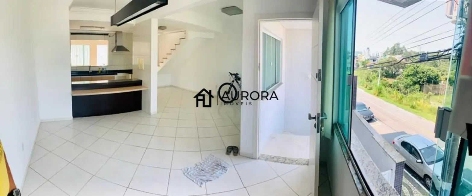 Casa com 3 quartos à venda, 185m2 em Ariribá, Balneario Camboriu - SC - imagem 4 Foto 4 de Casa com 3 quartos à venda, 185m2 em Ariribá, Balneario Camboriu - SC