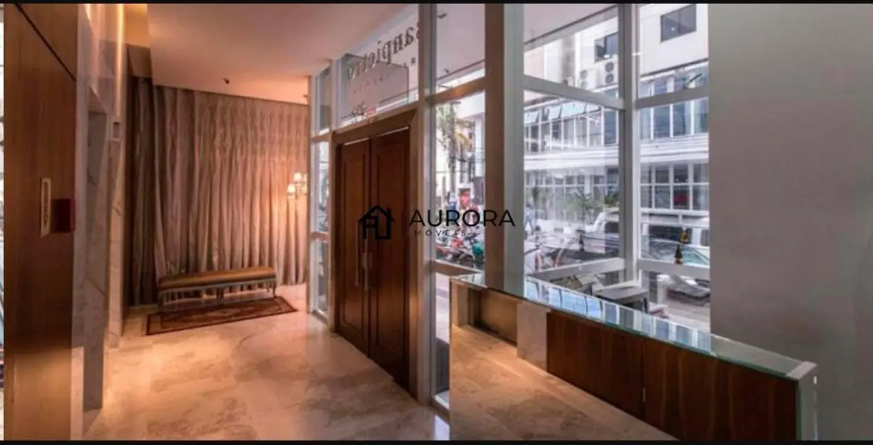 Foto 1 de Apartamento com 3 quartos à venda, 158m2 em Centro, Balneario Camboriu - SC