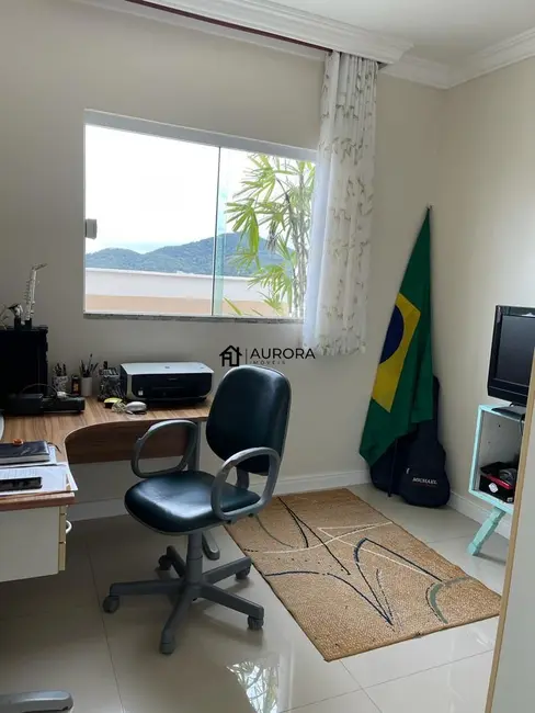 Casa com 4 quartos à venda, 350m2 em Ariribá, Balneario Camboriu - SC - imagem 8 Foto 8 de Casa com 4 quartos à venda, 350m2 em Ariribá, Balneario Camboriu - SC
