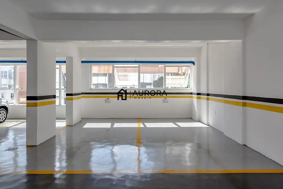 Sala Comercial com 1 quarto para alugar, 87m2 em Pioneiros, Balneario Camboriu - SC - imagem 6 Foto 6 de Sala Comercial com 1 quarto para alugar, 87m2 em Pioneiros, Balneario Camboriu - SC