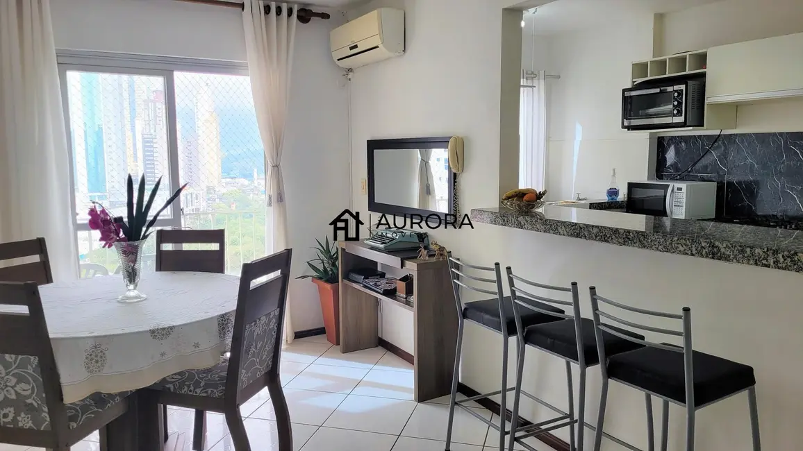 Foto 1 de Apartamento com 2 quartos à venda, 75m2 em Centro, Balneario Camboriu - SC