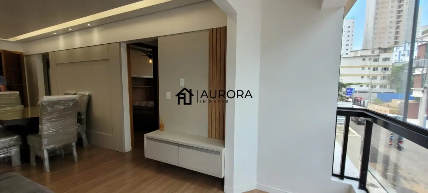 Apartamento com 2 quartos à venda, 72m2 em Centro, Balneario Camboriu - SC - imagem 5 Foto 5 de Apartamento com 2 quartos à venda, 72m2 em Centro, Balneario Camboriu - SC