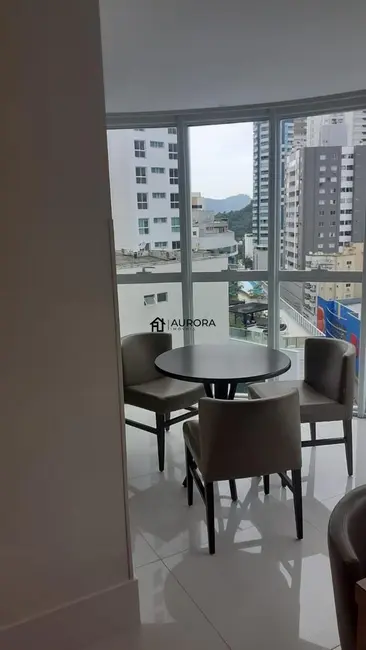 Apartamento com 3 quartos à venda, 128m2 em Centro, Balneario Camboriu - SC - imagem 4 Foto 4 de Apartamento com 3 quartos à venda, 128m2 em Centro, Balneario Camboriu - SC