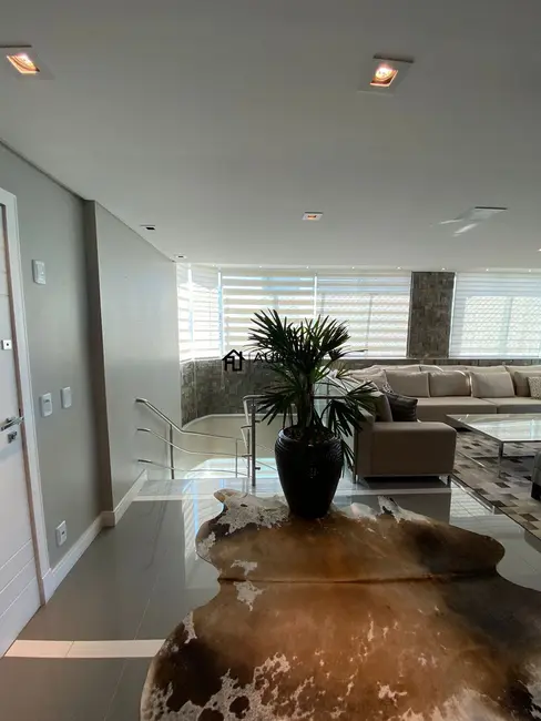 Apartamento com 3 quartos à venda, 205m2 em Centro, Itajai - SC - imagem 8 Foto 8 de Apartamento com 3 quartos à venda, 205m2 em Centro, Itajai - SC