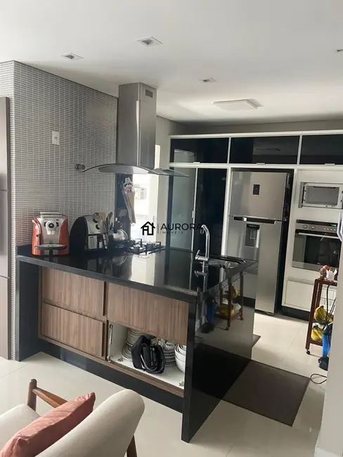 Foto 1 de Apartamento com 3 quartos à venda, 100m2 em Pioneiros, Balneario Camboriu - SC