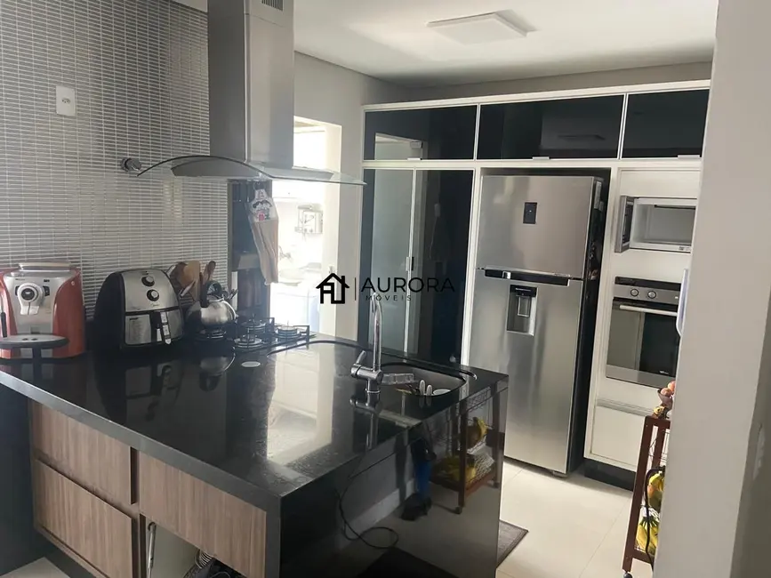 Foto 4 de Apartamento com 3 quartos à venda, 100m2 em Pioneiros, Balneario Camboriu - SC