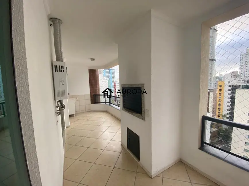 Apartamento com 3 quartos à venda, 157m2 em Centro, Balneario Camboriu - SC - imagem 5 Foto 5 de Apartamento com 3 quartos à venda, 157m2 em Centro, Balneario Camboriu - SC