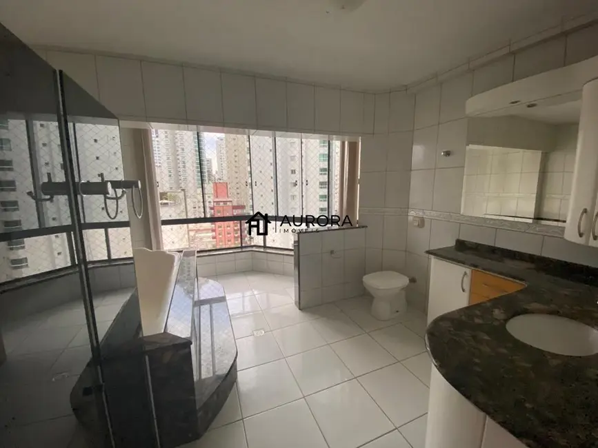 Apartamento com 3 quartos à venda, 157m2 em Centro, Balneario Camboriu - SC - imagem 6 Foto 6 de Apartamento com 3 quartos à venda, 157m2 em Centro, Balneario Camboriu - SC