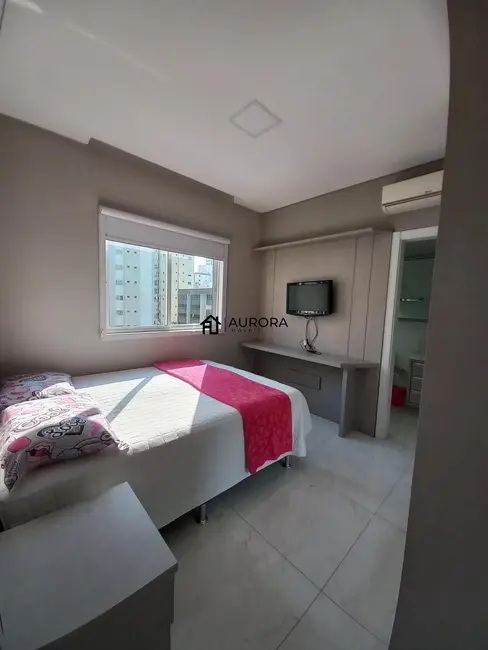 Apartamento com 3 quartos à venda, 119m2 em Centro, Balneario Camboriu - SC - imagem 6 Foto 6 de Apartamento com 3 quartos à venda, 119m2 em Centro, Balneario Camboriu - SC