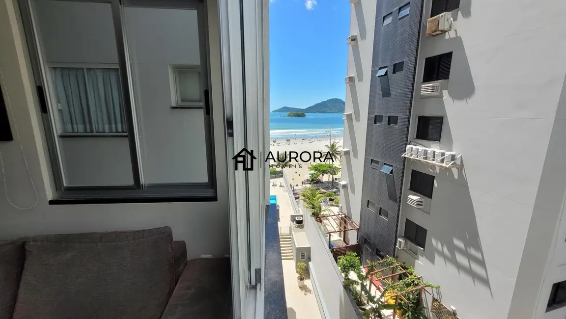 Apartamento com 3 quartos para alugar, 129m2 em Centro, Balneario Camboriu - SC - imagem 5 Foto 5 de Apartamento com 3 quartos para alugar, 129m2 em Centro, Balneario Camboriu - SC