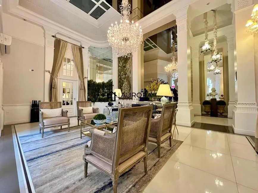 Foto 4 de Apartamento com 3 quartos à venda, 144m2 em Centro, Balneario Camboriu - SC