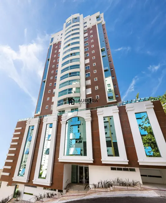 Foto 1 de Apartamento com 4 quartos à venda, 130m2 em Pioneiros, Balneario Camboriu - SC
