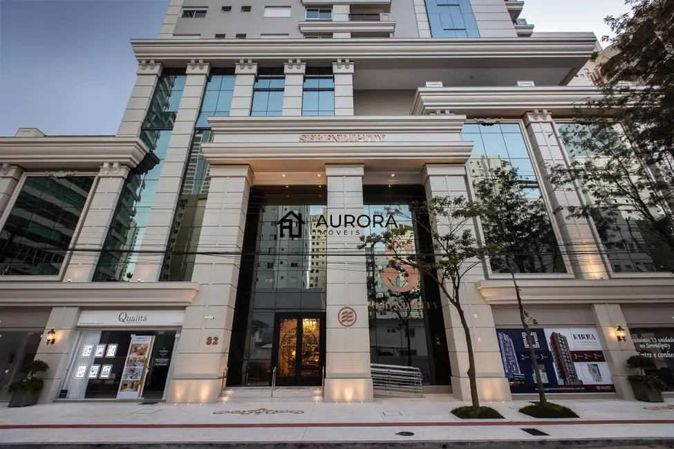 Sala Comercial à venda, 102m2 em Centro, Balneario Camboriu - SC - imagem 3 Foto 3 de Sala Comercial à venda, 102m2 em Centro, Balneario Camboriu - SC