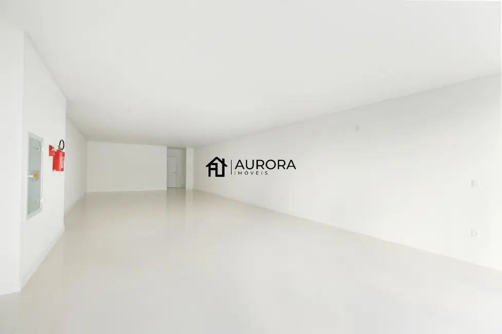 Sala Comercial à venda, 102m2 em Centro, Balneario Camboriu - SC - imagem 9 Foto 9 de Sala Comercial à venda, 102m2 em Centro, Balneario Camboriu - SC