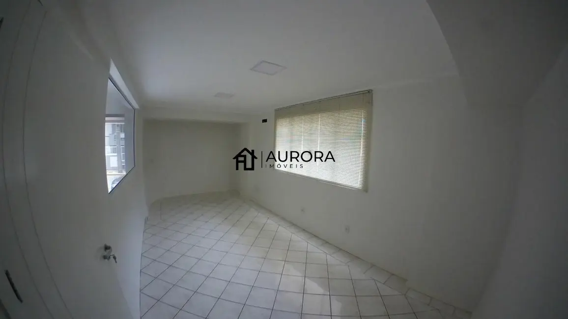 Foto 8 de Sala Comercial à venda, 88m2 em Bombinhas - SC