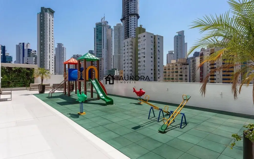 Apartamento com 3 quartos à venda, 139m2 em Centro, Balneario Camboriu - SC - imagem 6 Foto 6 de Apartamento com 3 quartos à venda, 139m2 em Centro, Balneario Camboriu - SC