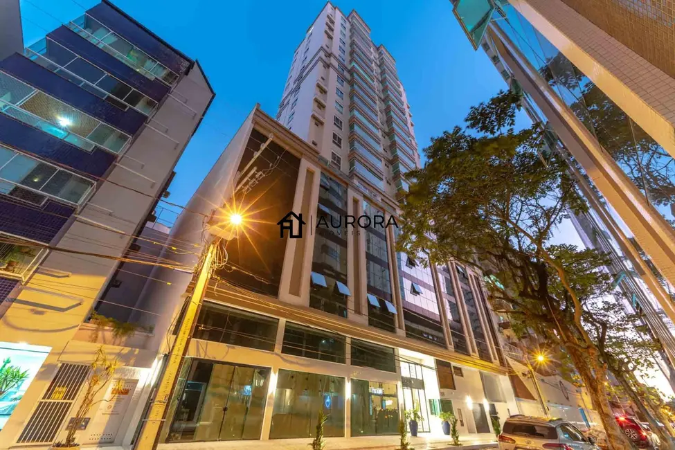 Foto 1 de Apartamento com 3 quartos à venda, 130m2 em Centro, Balneario Camboriu - SC