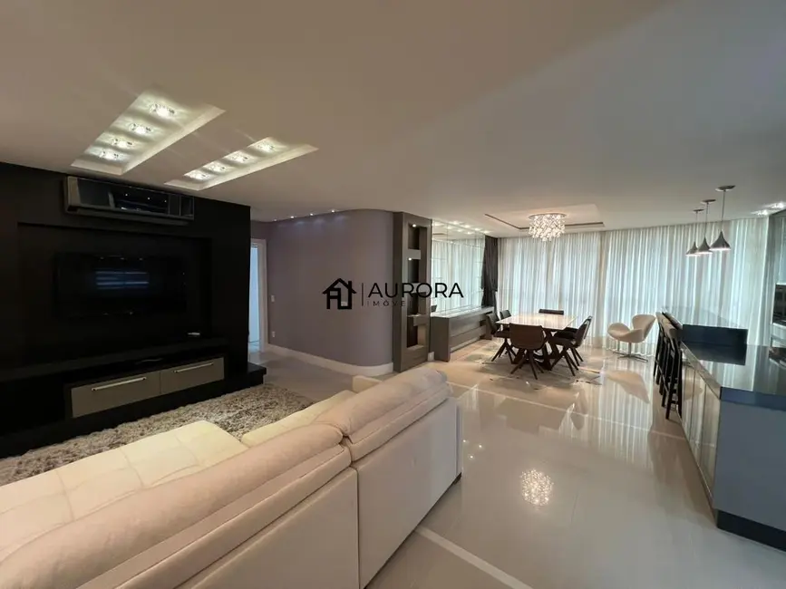 Apartamento com 3 quartos à venda, 121m2 em Centro, Balneario Camboriu - SC - imagem 4 Foto 4 de Apartamento com 3 quartos à venda, 121m2 em Centro, Balneario Camboriu - SC