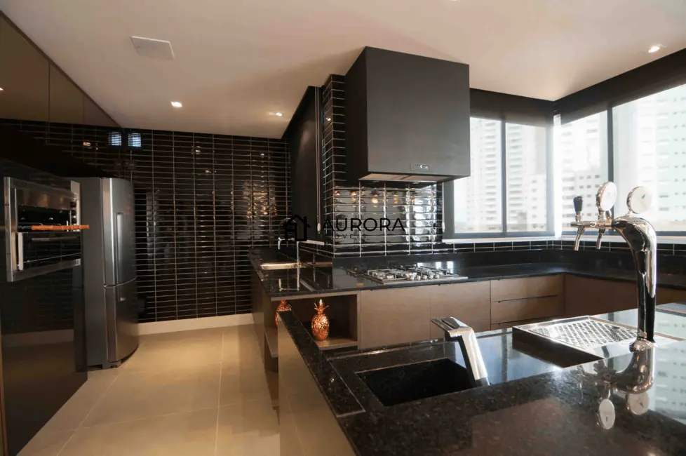 Foto 9 de Apartamento com 3 quartos à venda, 153m2 em Centro, Balneario Camboriu - SC