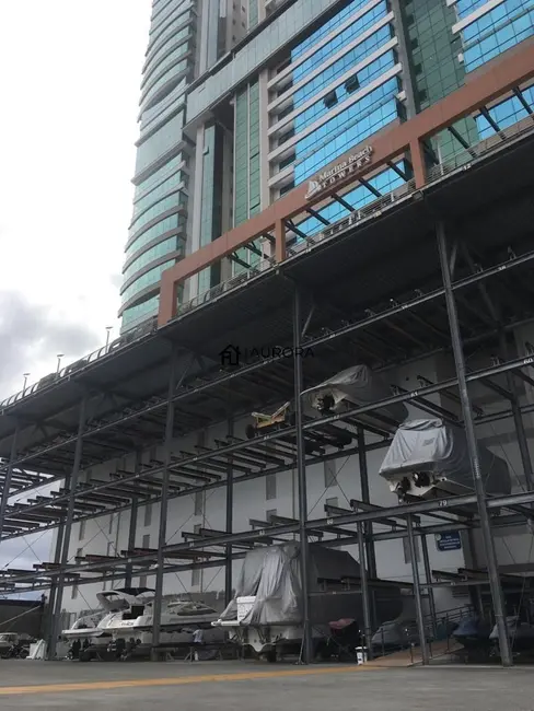 Foto 8 de Apartamento com 3 quartos à venda, 183m2 em Centro, Balneario Camboriu - SC