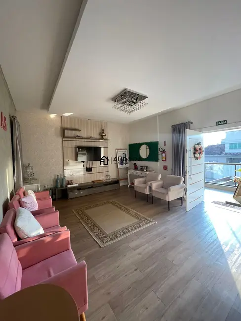 Foto 2 de Casa com 4 quartos à venda, 671m2 em Camboriu - SC