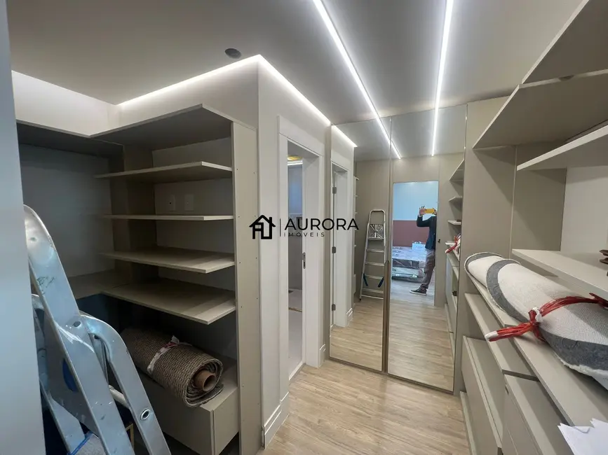 Apartamento com 3 quartos à venda, 139m2 em Centro, Balneario Camboriu - SC - imagem 9 Foto 9 de Apartamento com 3 quartos à venda, 139m2 em Centro, Balneario Camboriu - SC