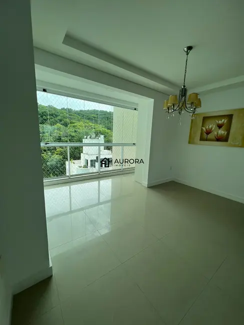 Apartamento com 3 quartos à venda, 140m2 em Pioneiros, Balneario Camboriu - SC - imagem 6 Foto 6 de Apartamento com 3 quartos à venda, 140m2 em Pioneiros, Balneario Camboriu - SC