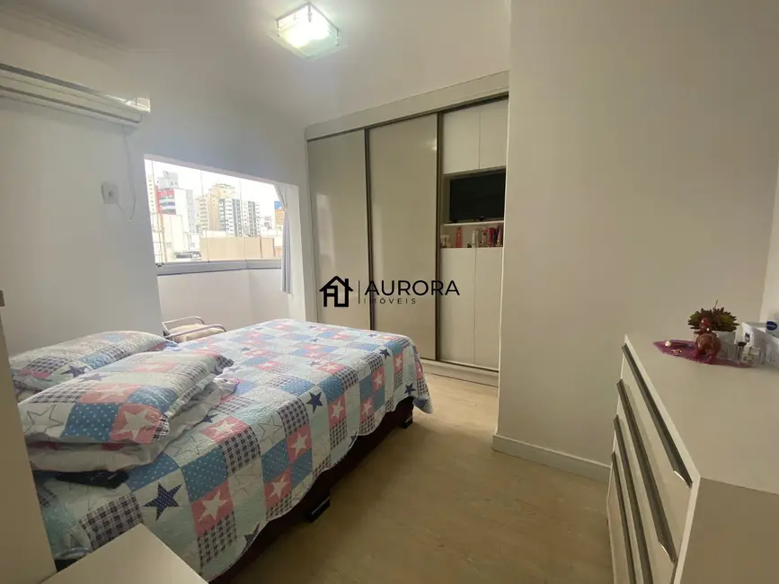 Foto 5 de Apartamento com 3 quartos à venda, 105m2 em Centro, Balneario Camboriu - SC