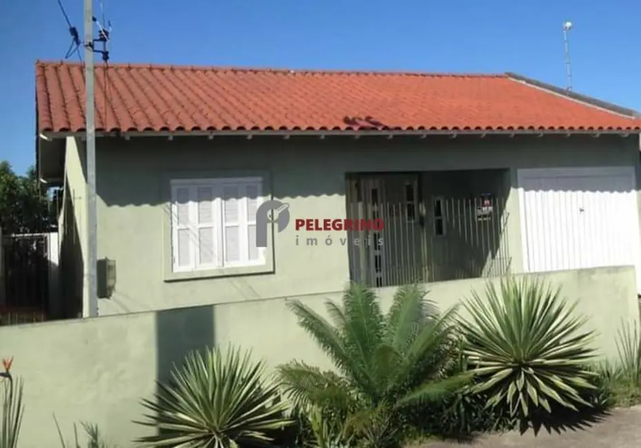 Foto 2 de Casa com 3 quartos à venda, 137m2 em Tapes - RS