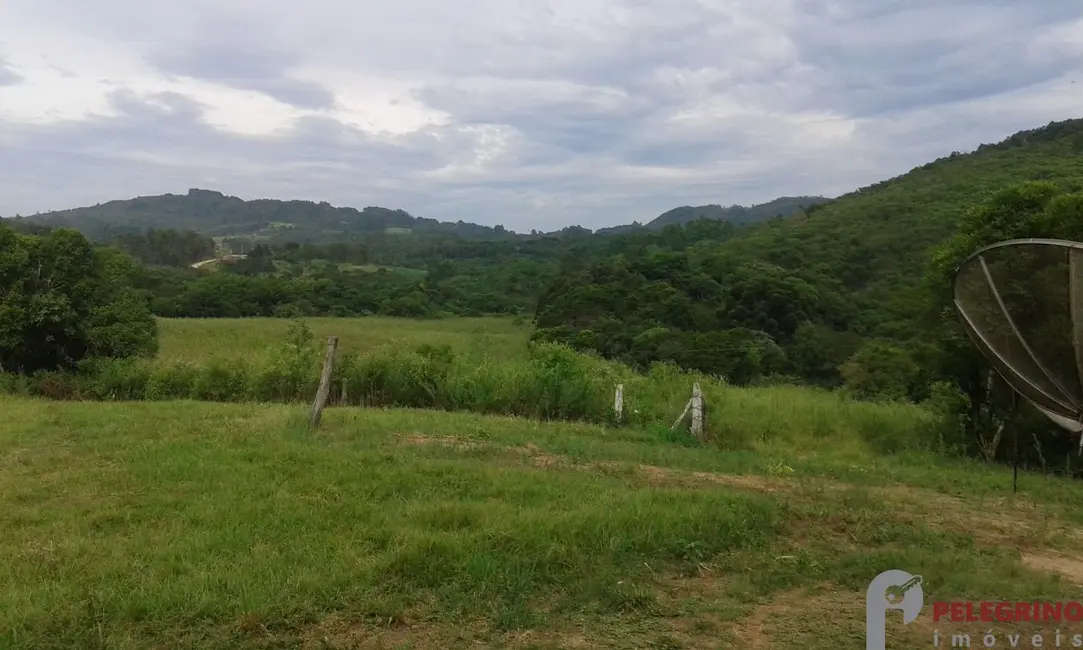 Foto 5 de Chácara com 4 quartos à venda, 91m2 em Cerro Grande Do Sul - RS