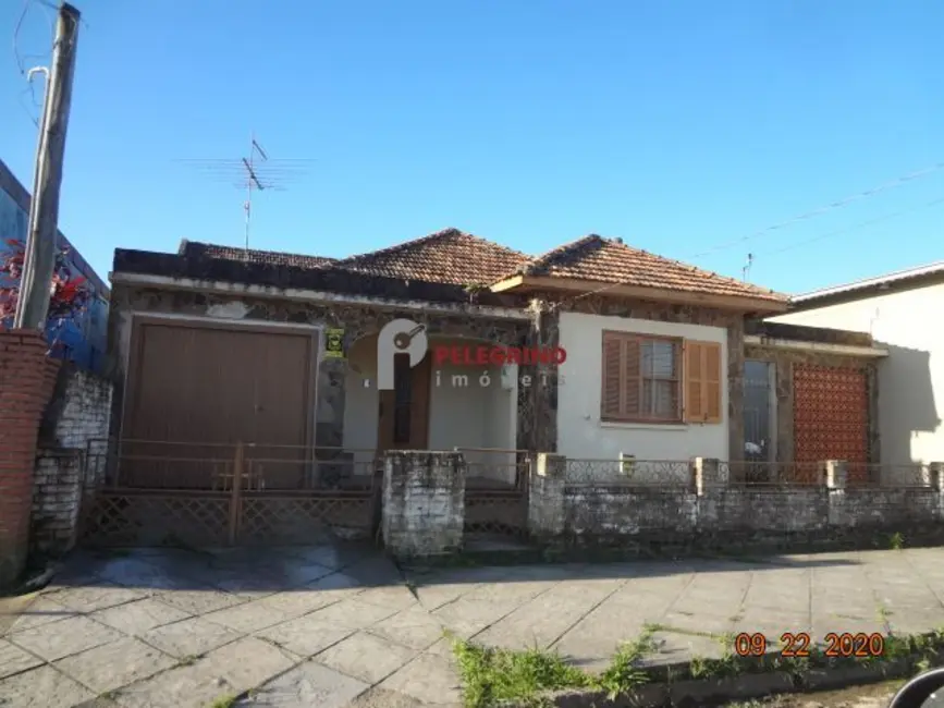 Foto 2 de Casa com 4 quartos à venda, 158m2 em Centro, Tapes - RS