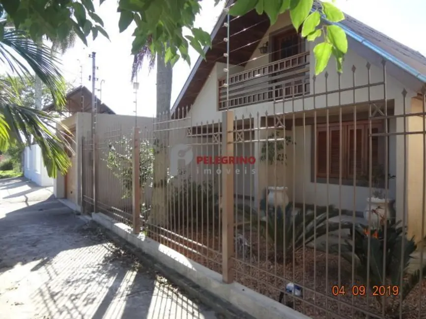 Foto 1 de Casa com 1 quarto à venda, 120m2 em Centro, Tapes - RS