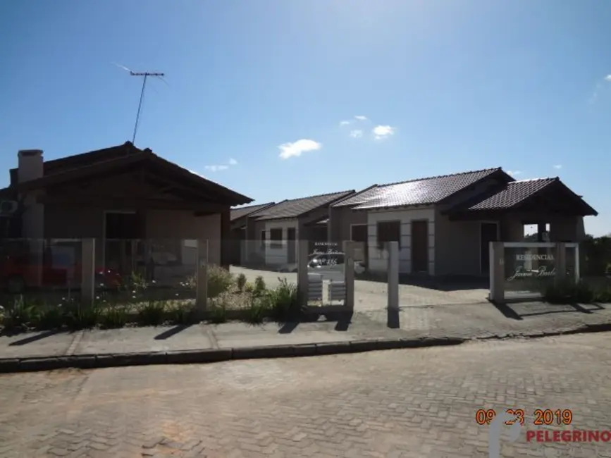 Foto 2 de Casa de Condomínio com 2 quartos à venda, 66m2 em Tapes - RS