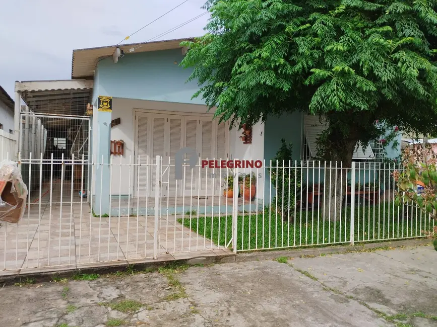 Foto 1 de Casa com 3 quartos à venda, 158m2 em Centro, Tapes - RS