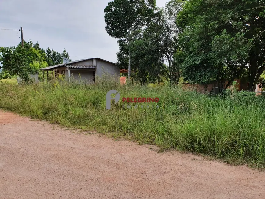 Foto 2 de Terreno / Lote à venda, 338m2 em Tapes - RS