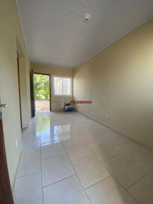 Casa com 2 quartos à venda, 46m2 em Tapes - RS - imagem 1 Foto 1 de Casa com 2 quartos à venda, 46m2 em Tapes - RS