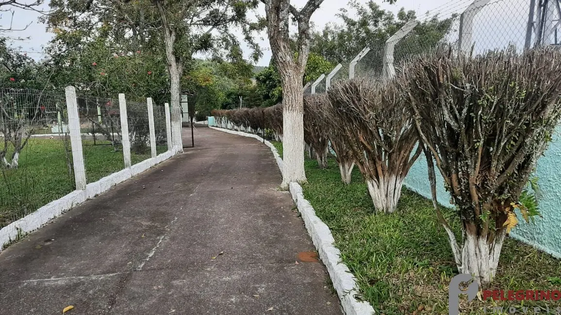 Foto 2 de Casa com 2 quartos à venda, 302m2 em Sentinela Do Sul - RS