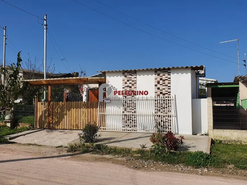 Foto 2 de Casa com 1 quarto à venda, 76m2 em Centro, Tapes - RS