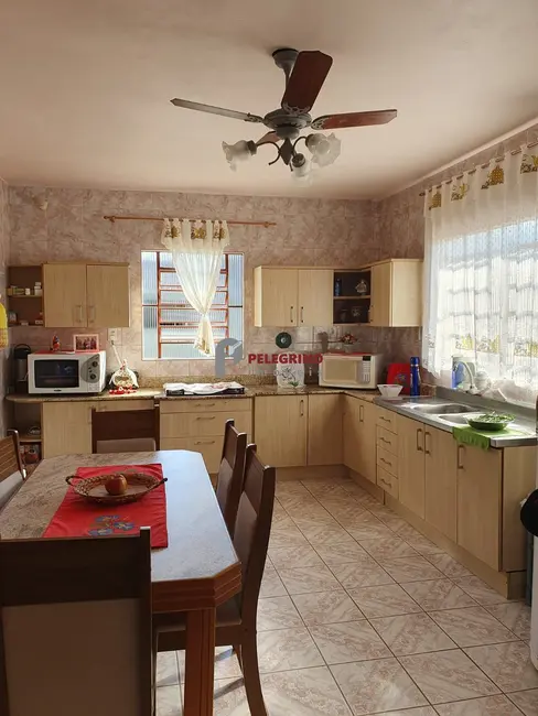 Foto 8 de Casa com 3 quartos à venda, 144m2 em Centro, Tapes - RS