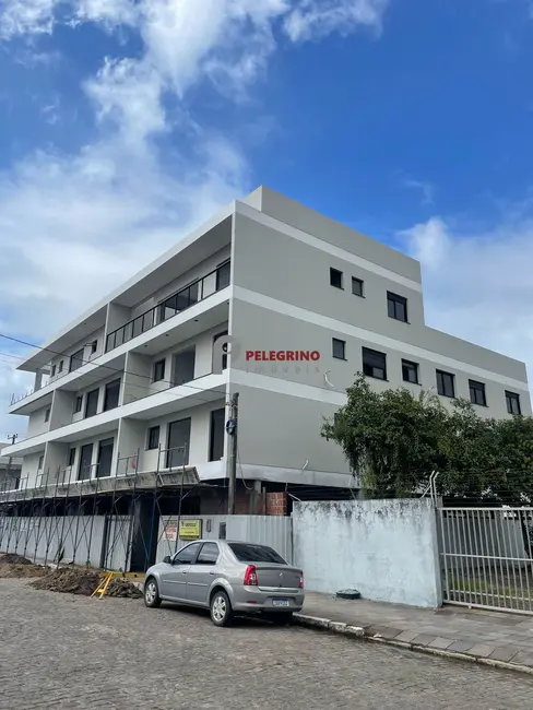 Foto 1 de Apartamento com 2 quartos à venda, 60m2 em Centro, Tapes - RS