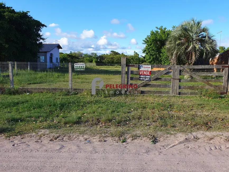 Foto 1 de Terreno / Lote à venda, 1790m2 em Centro, Tapes - RS
