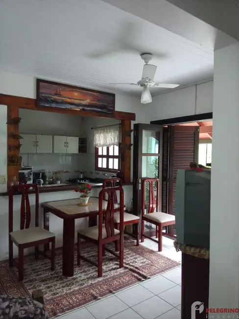 Foto 13 de Casa com 2 quartos à venda, 64m2 em Tramandai - RS