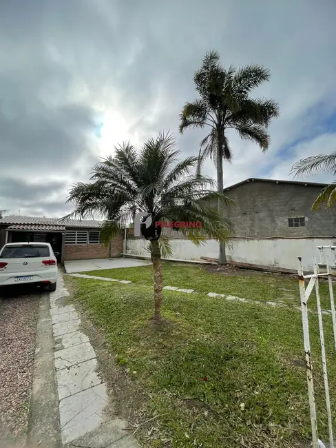 Foto 4 de Prédio Inteiro com 4 quartos à venda, 85m2 em Tapes - RS