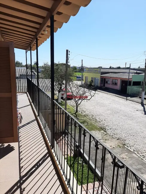 Foto 4 de Casa com 4 quartos à venda, 240m2 em Centro, Tapes - RS