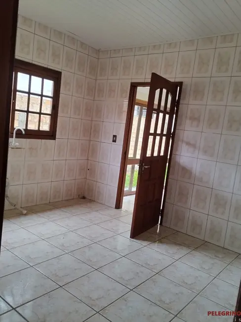 Casa com 3 quartos para alugar, 80m2 em Centro, Tapes - RS - imagem 9 Foto 9 de Casa com 3 quartos para alugar, 80m2 em Centro, Tapes - RS