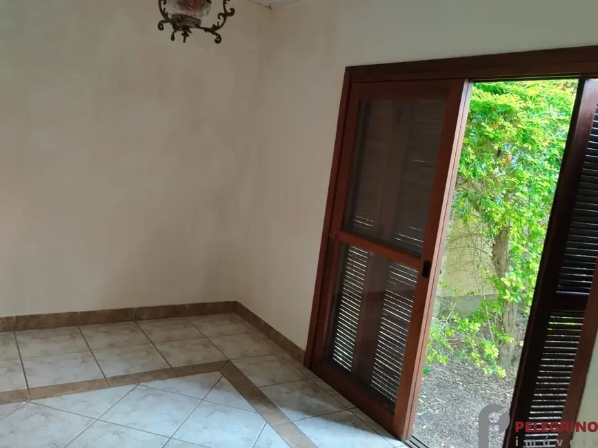 Casa com 3 quartos para alugar, 80m2 em Centro, Tapes - RS - imagem 6 Foto 6 de Casa com 3 quartos para alugar, 80m2 em Centro, Tapes - RS