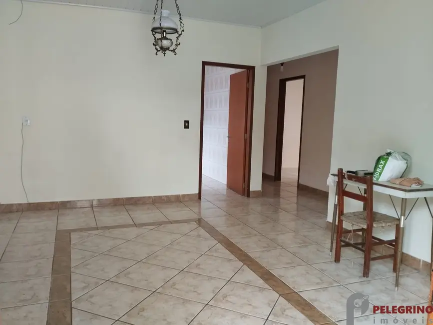 Casa com 3 quartos para alugar, 80m2 em Centro, Tapes - RS - imagem 3 Foto 3 de Casa com 3 quartos para alugar, 80m2 em Centro, Tapes - RS