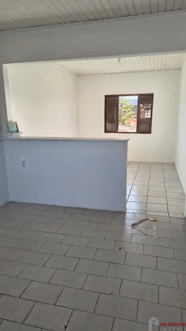 Apartamento com 2 quartos para alugar, 55m2 em Centro, Tapes - RS - imagem 4 Foto 4 de Apartamento com 2 quartos para alugar, 55m2 em Centro, Tapes - RS