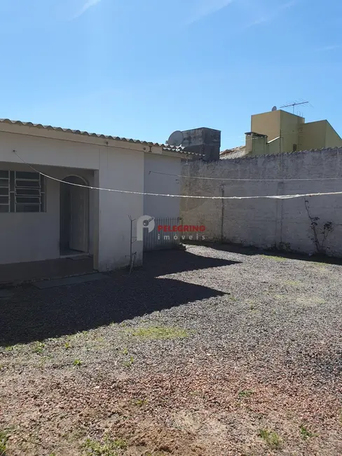 Casa com 4 quartos à venda, 127m2 em Centro, Tapes - RS - imagem 7 Foto 7 de Casa com 4 quartos à venda, 127m2 em Centro, Tapes - RS